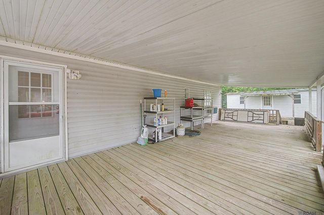 18586 River Bend Rd, Maurepas, LA 70449