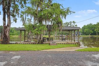 18586 River Bend Rd, Maurepas, LA 70449
