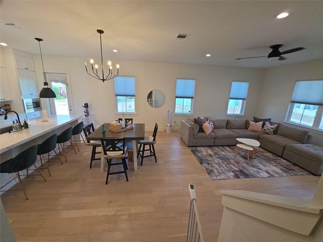 9822 Tulum Court, Galveston, TX 77554