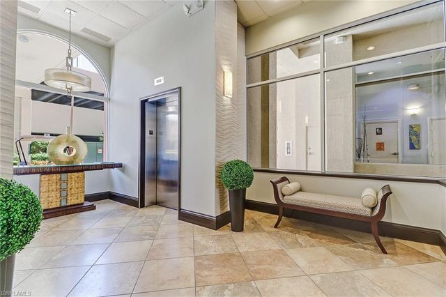 401 Bayfront PL # 3303, Naples, FL 34102