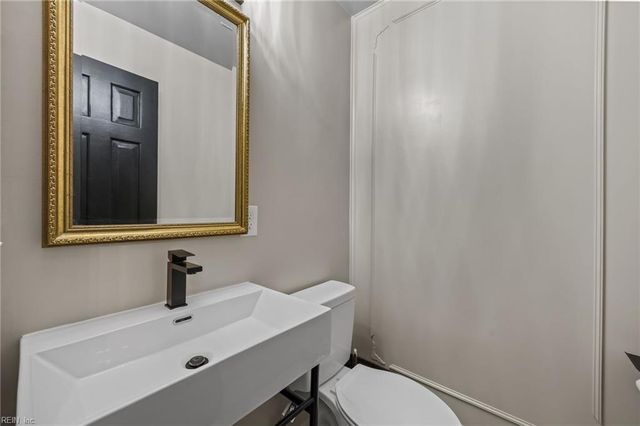 2412 Benefit RD, Chesapeake, VA 23322