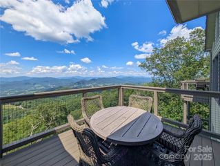 30 Club Villa Court B2, Burnsville, NC 28714