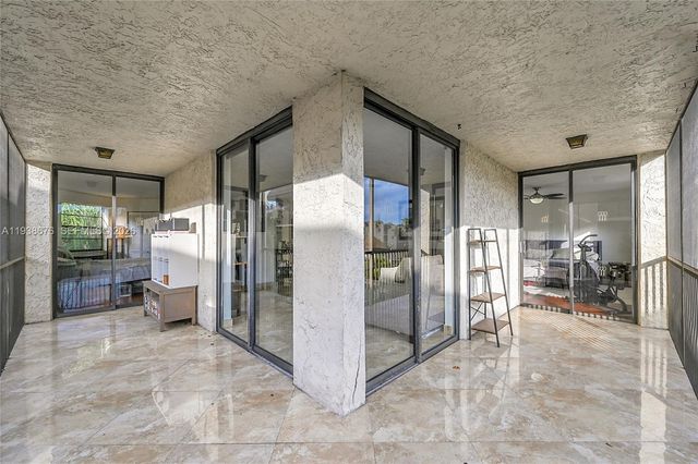 10501 W Broward Blvd 311, Plantation, FL 33324