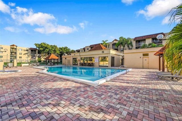 10501 W Broward Blvd 311, Plantation, FL 33324