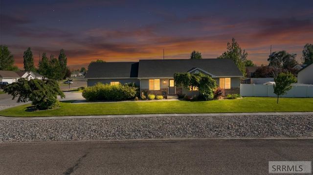 1554 Avon Lane, Idaho Falls, ID 83401