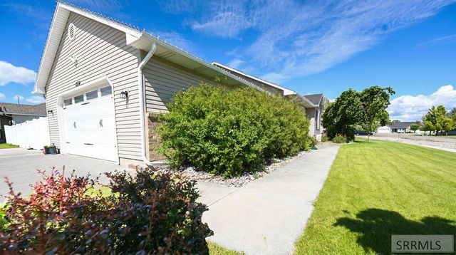1554 Avon Lane, Idaho Falls, ID 83401