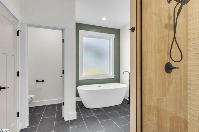 27 Barnett Valley Court, Travelers Rest, SC 29690