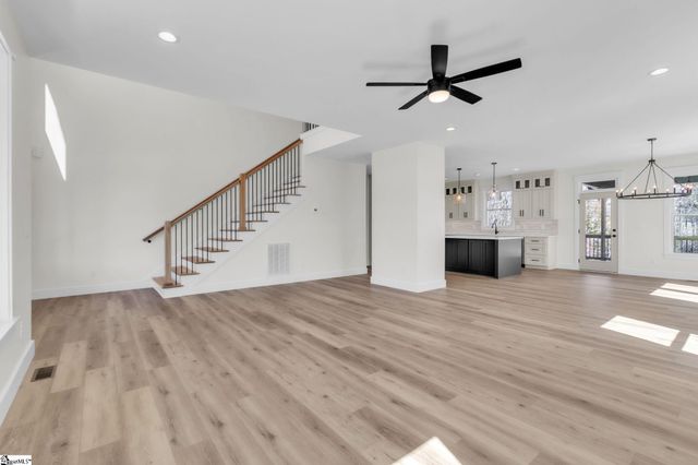 27 Barnett Valley Court, Travelers Rest, SC 29690