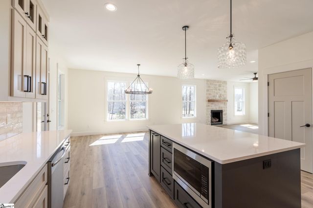 27 Barnett Valley Court, Travelers Rest, SC 29690