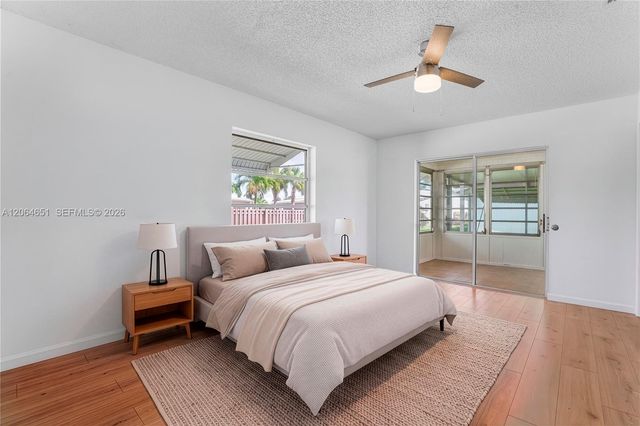8830 NW 17th St, Plantation, FL 33322