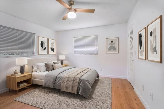 8830 NW 17th St, Plantation, FL 33322