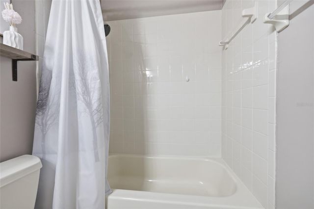 10008 SW 80TH WAY, Gainesville, FL 32608