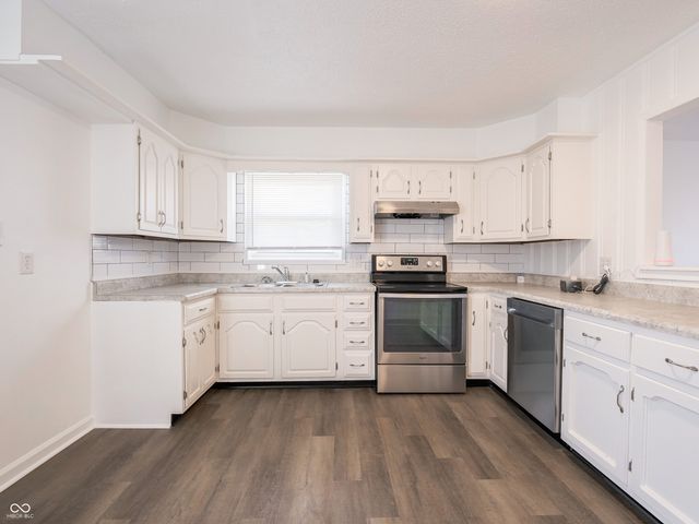 3042 Danbury Road, Indianapolis, IN 46222