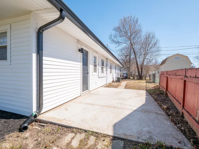 3042 Danbury Road, Indianapolis, IN 46222