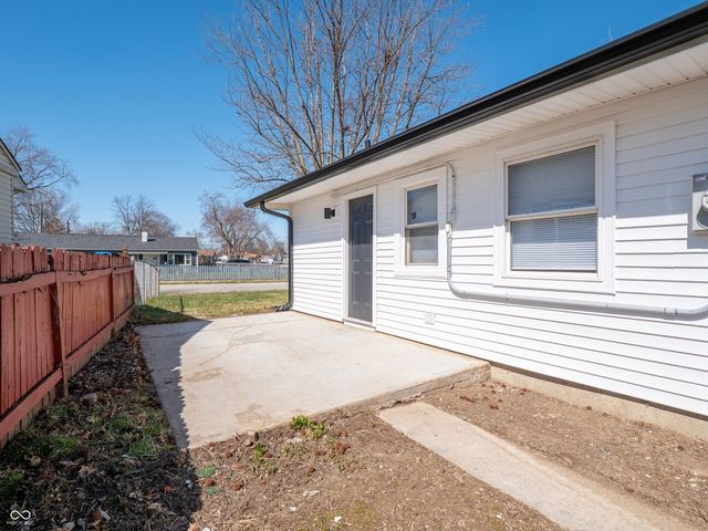 3042 Danbury Road, Indianapolis, IN 46222