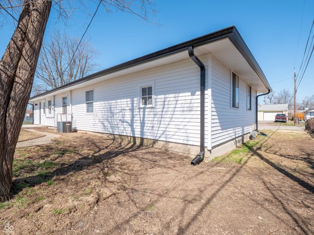 3042 Danbury Road, Indianapolis, IN 46222