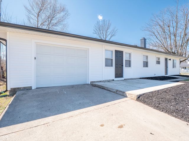 3042 Danbury Road, Indianapolis, IN 46222