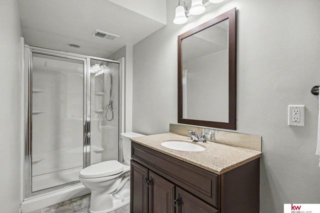 3937 N 95 Street, Omaha, NE 68134