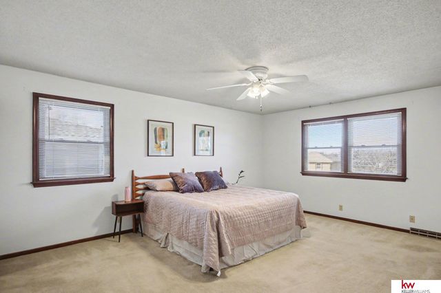 3937 N 95 Street, Omaha, NE 68134