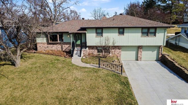 3937 N 95 Street, Omaha, NE 68134