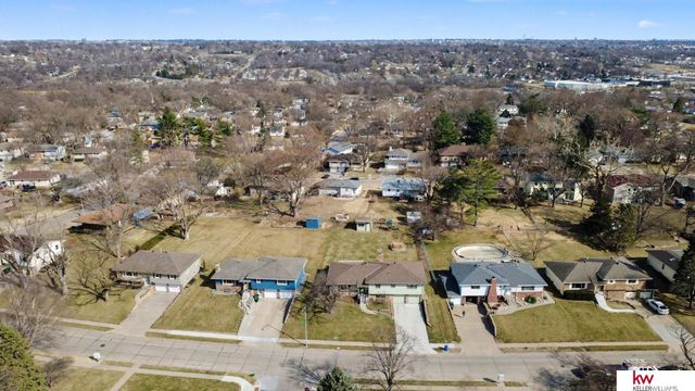 3937 N 95 Street, Omaha, NE 68134
