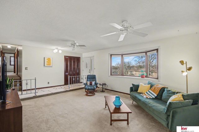 3937 N 95 Street, Omaha, NE 68134