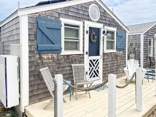21 Dewey Avenue UNIT 4, Provincetown, MA 02657