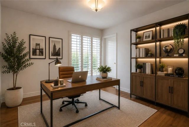 9735 Melvin Avenue, Los Angeles, CA 91324