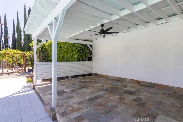 9735 Melvin Avenue, Los Angeles, CA 91324