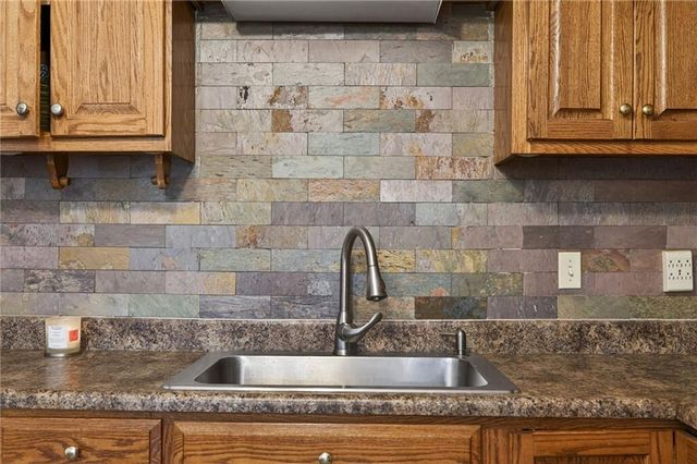 317 Garden Avenue SE, Lindale, GA 30147