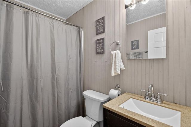 317 Garden Avenue SE, Lindale, GA 30147