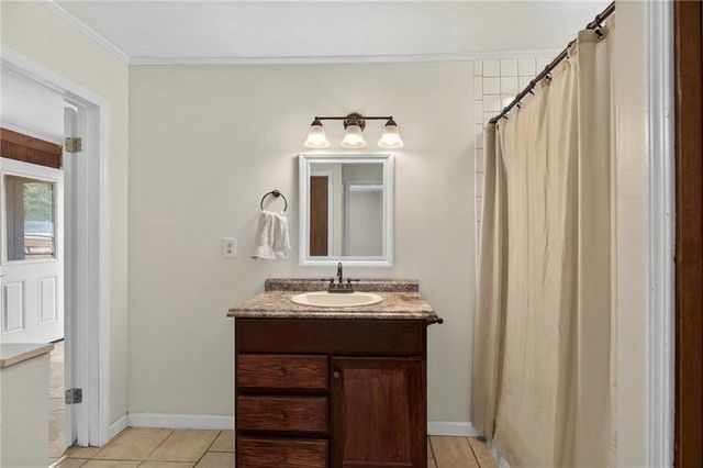 317 Garden Avenue SE, Lindale, GA 30147