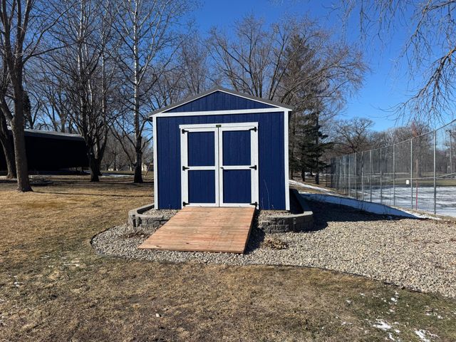 85204 Ballpark Road, Hollandale, MN 56045