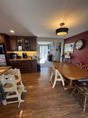 85204 Ballpark Road, Hollandale, MN 56045