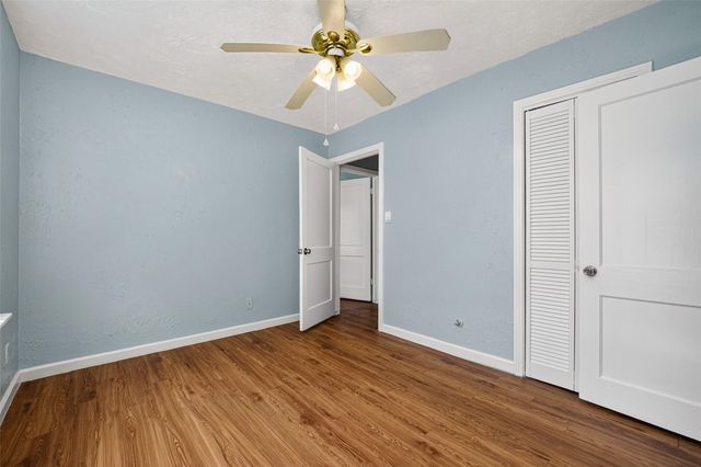4813 Brinkley Street, Houston, TX 77033