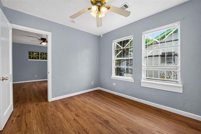 4813 Brinkley Street, Houston, TX 77033