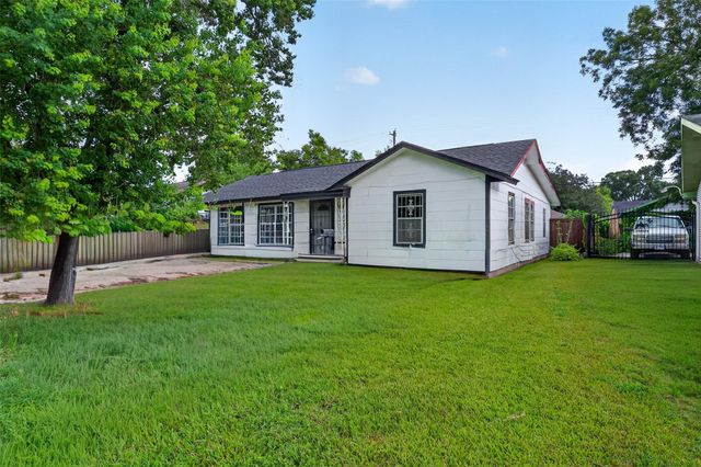 4813 Brinkley Street, Houston, TX 77033