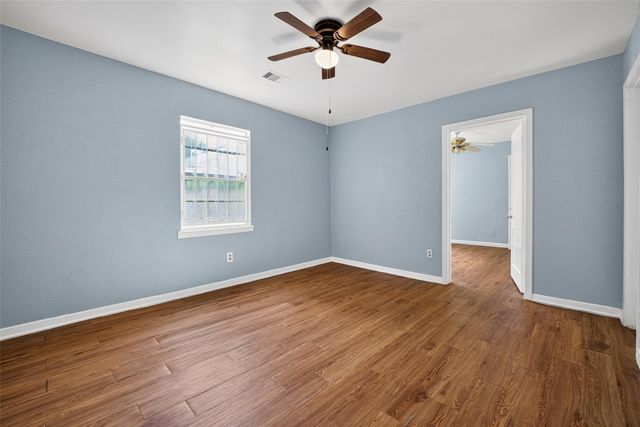 4813 Brinkley Street, Houston, TX 77033
