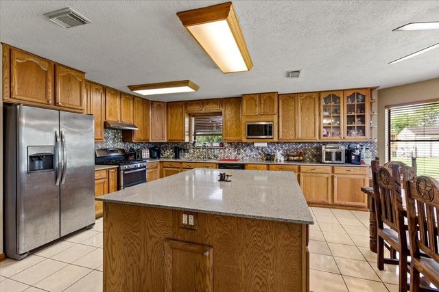 21214 Creek Road, Manvel, TX 77578