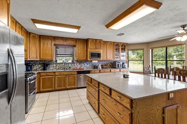 21214 Creek Road, Manvel, TX 77578