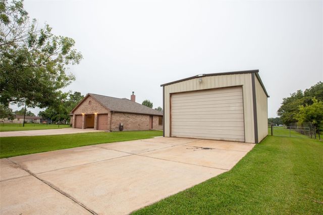 21214 Creek Road, Manvel, TX 77578