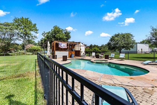 21214 Creek Road, Manvel, TX 77578