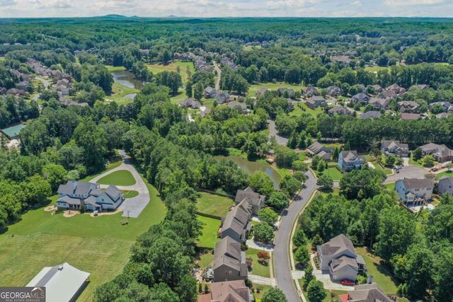 114 Hedgewood Lane, Canton, GA 30115