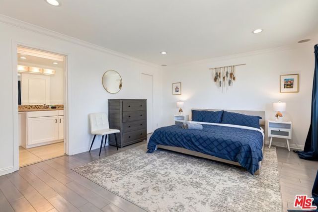 3201 Bonnie Hill Drive, Los Angeles, CA 90068