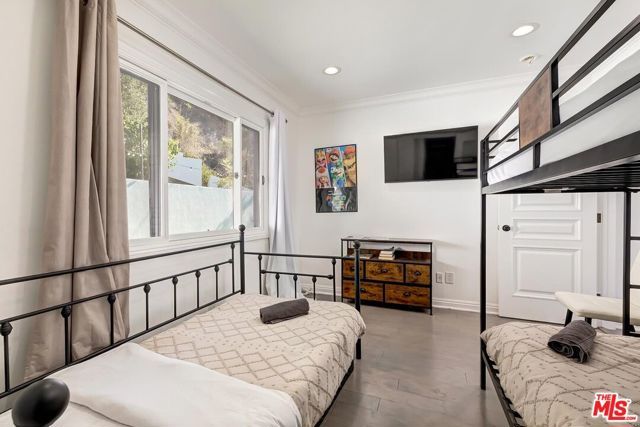 3201 Bonnie Hill Drive, Los Angeles, CA 90068