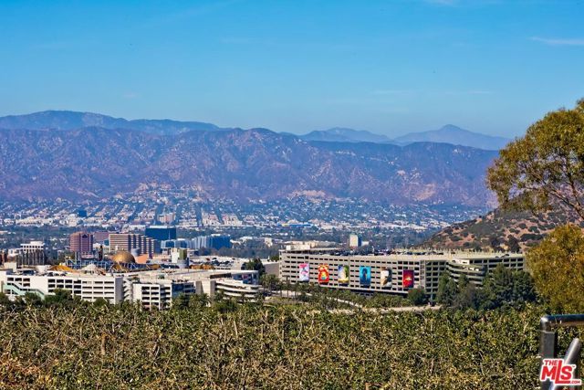 3201 Bonnie Hill Drive, Los Angeles, CA 90068