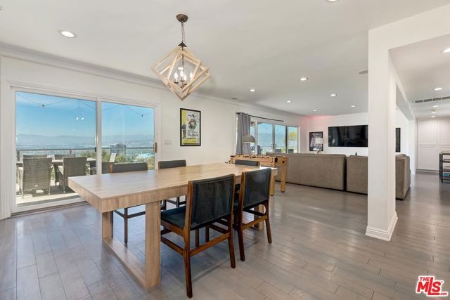3201 Bonnie Hill Drive, Los Angeles, CA 90068