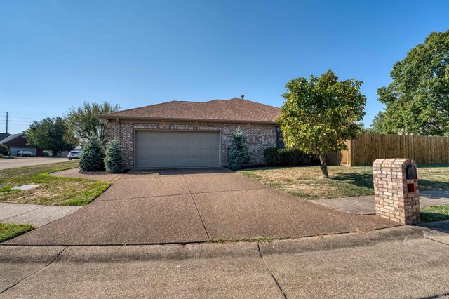 6655 Oakview Court, Newburgh, IN 47630