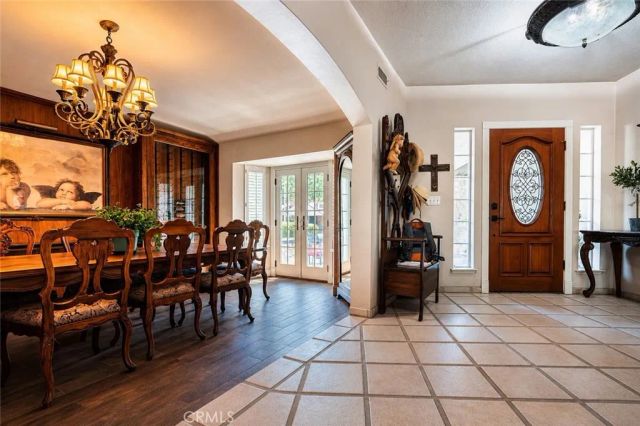 886 E Richmond, Fresno, CA 93720