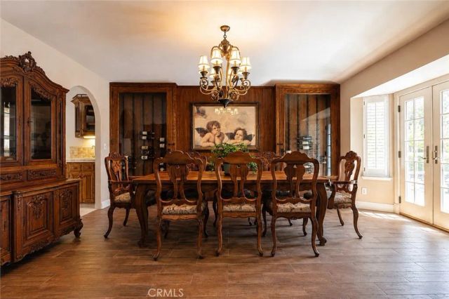 886 E Richmond, Fresno, CA 93720